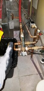 fix a leaking hot water valve done by Wrench It Up plumbing and mechanical