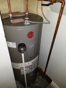 How an Electric Hot Water Tank Works - Wrench It Up
