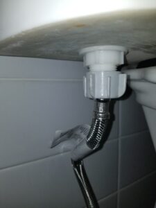change toilet valve - Wrench It Up plumbing and mechanical