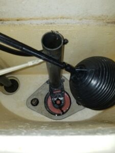 Toilet Flapper Valve replacement - Wrench It Up plumbing and mechanical