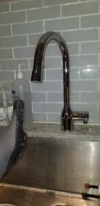 kitchen sink faucet replacement provided by Wrench It Up plumbing and mechanical