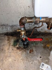 shut-off valve replacement provided by Wrench It Up plumbing and mechanical