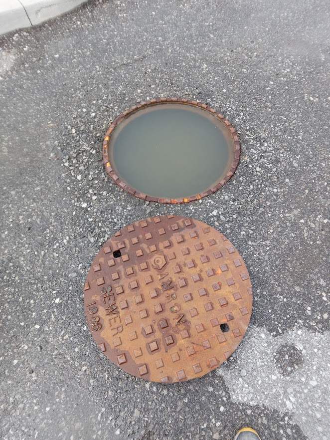 hydro flushing the main drain line provided by Wrench It Up plumbing and mechanical